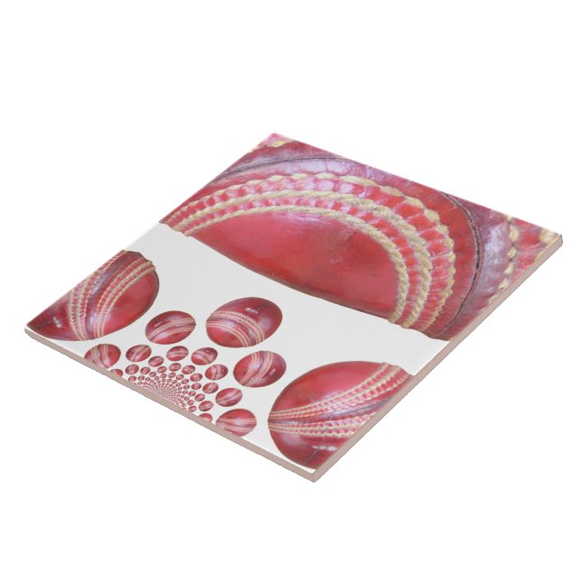 Carreau Crimson Spin - Une Belle Balle Rouge De Cricket Ar (Côté)