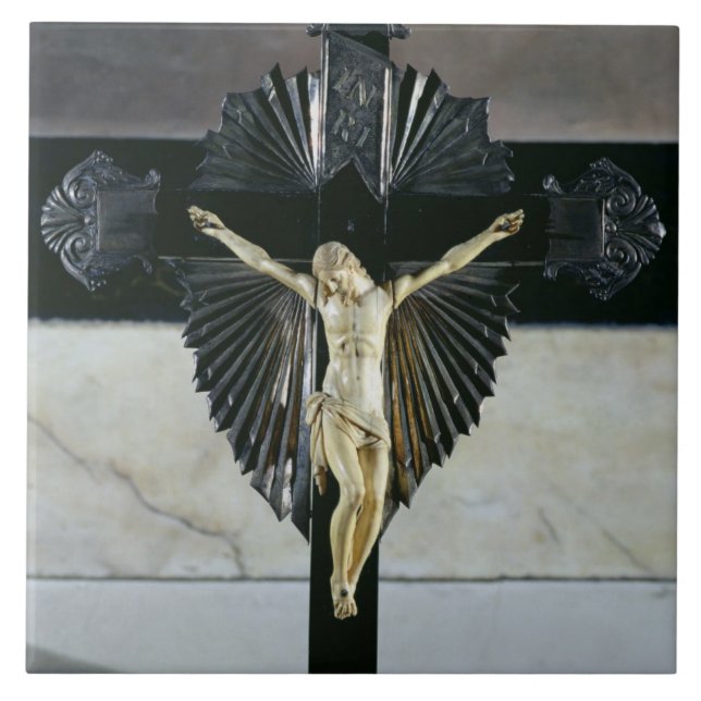 Carreau Crucifixion, XVIIème siècle (ivoire) (Devant)