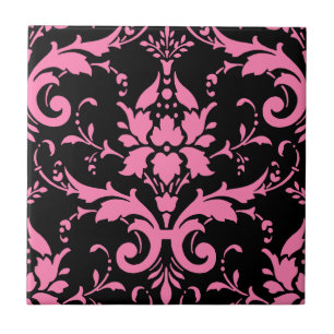 Carreau Cuisine assortie de damassé rose et noire