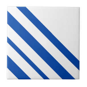 Carreau de céramique rayé bleu et blanc