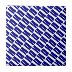 Carreau de céramique rayé bleu et blanc