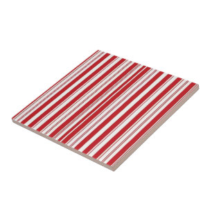 Carreau de céramique rayé rouge et blanc