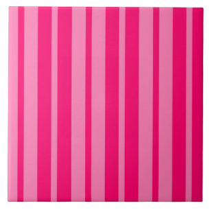 Carreau Design Motif léger et rose chaud