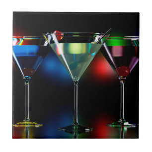 Carreau Différents cocktails dans des verres à martini ave