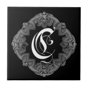 Carreau Élégant Goth Initial C