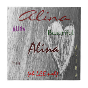 Carreau En Céramique Alina Nom irlandais Signification avec coeur gris 