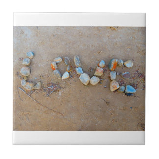 Carreau En Céramique Amour sur la tuile d'été de plage