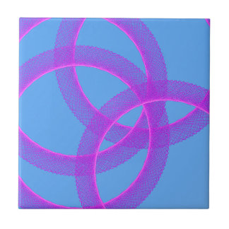 Carreau En Céramique anneau violet superposé dans l'arrière - plan bleu