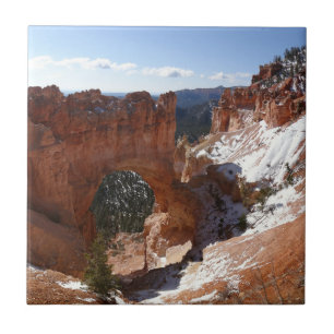 Carreau En Céramique Bryce Canyon Pont naturel Paysage neigeux Photo