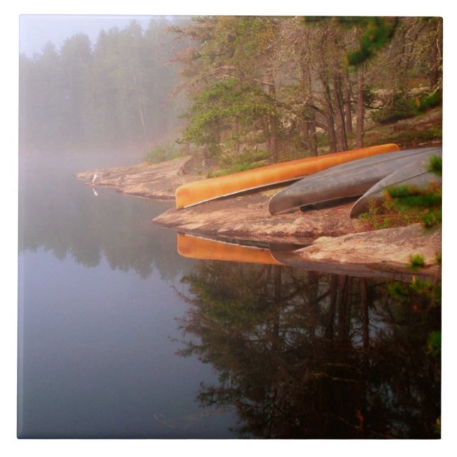 Carreau En Céramique Camping de canoë Foggy, lac Kawnipi, (Devant)