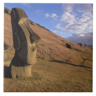 Carreau En Céramique Chili, Île de Pâques. Colline avec Moai
