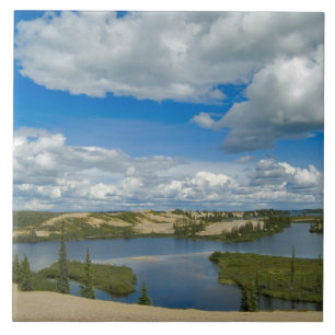 Carreau En Céramique Des nuages cumulus flottent au-dessus des lacs, No