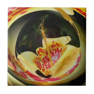 Carreau En Céramique Jaune tacheté Lily Floral Art Abstrait