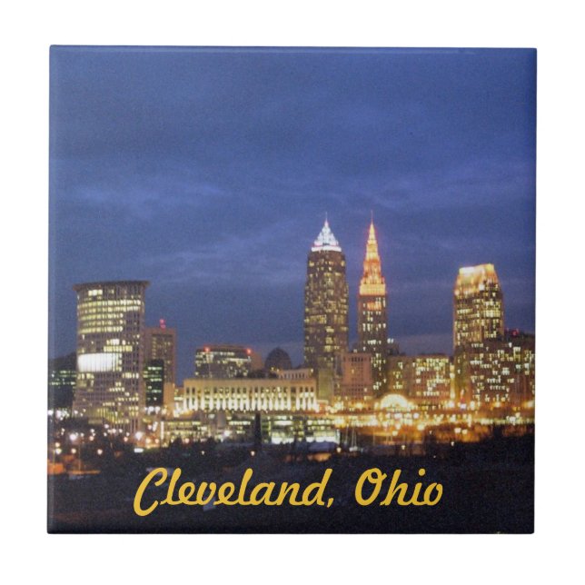 Carreau En Céramique La nuit de Cleveland allume la tuile (Devant)