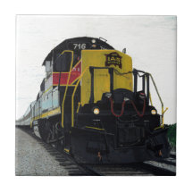 Locomotive de train sur les voies ferrées