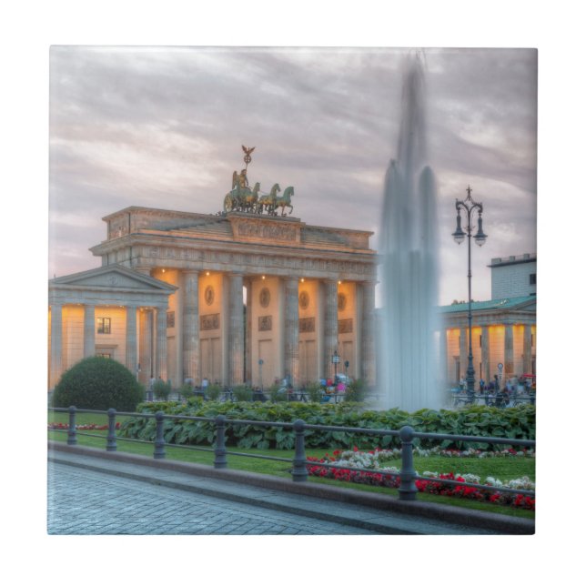 Carreau En Céramique Massif de roche de Brandenburger (Devant)