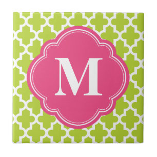 Carreau En Céramique Monogramme moderne marocain vert et rose