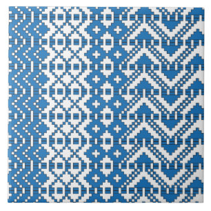 Carreau En Céramique Motif d'art folklorique letton bleu et blanc