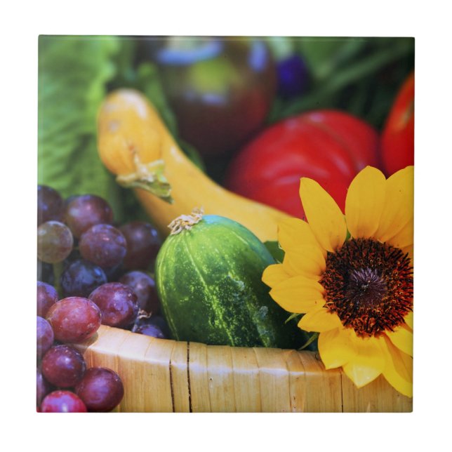 Carreau En Céramique Panier de la récolte du jardin (Devant)