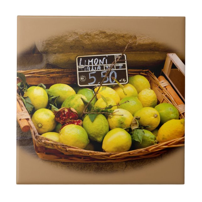 Carreau En Céramique Panier en osier de citrons italiens au marché (Devant)
