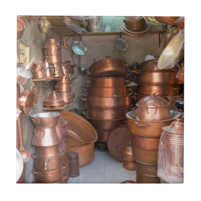 Carreau En Céramique Pots De Cuivre Sur Le Marché (Devant)