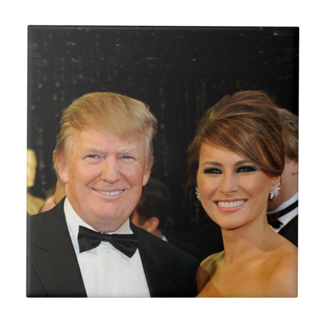 CARREAU EN CÉRAMIQUE PRÉSIDENT DONALD TRUMP ET MELANIA (Devant)