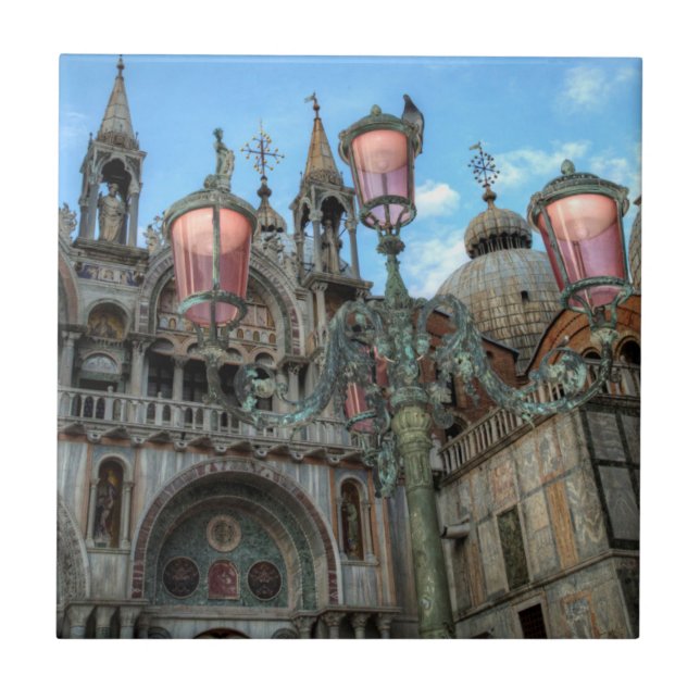 Carreau En Céramique Saint-Marques et lampes, Venise, Italie (Devant)