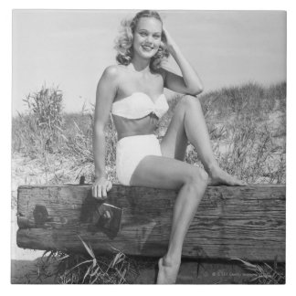 Carreau Femme dans le bikini