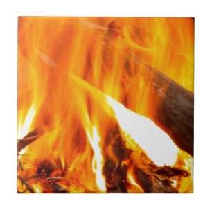 Carreau Feu de camp Hot avec bois