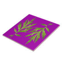 Feuilles sauvages sur un carrelage en céramique (3
