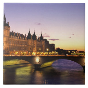 Carreau France, Paris, Seine et Conciergerie à