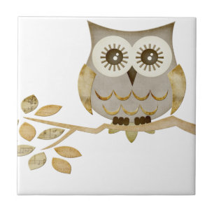Carreau Hibou large de yeux dans la tuile d'arbre