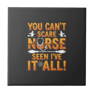 Carreau Infirmière d'Halloween a tout vu Design_1