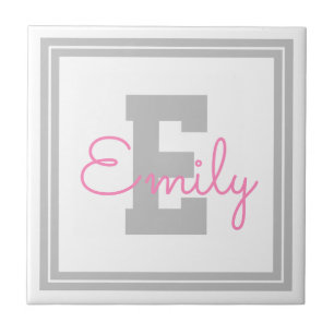 Carreau Joli nom encadré & monogramme   Gris clair & Rose