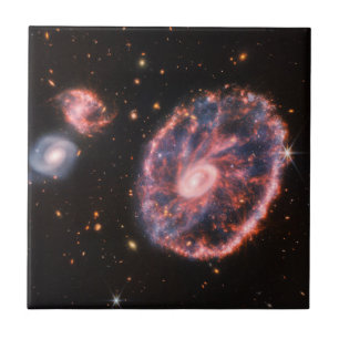 Carreau La Galaxie Cartwheel Et Ses Galaxies Compagnons.