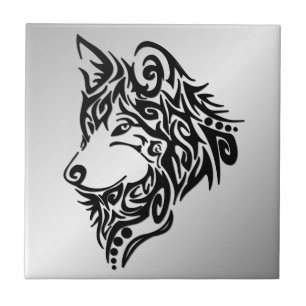 Carreau Loup tribal noir solitaire