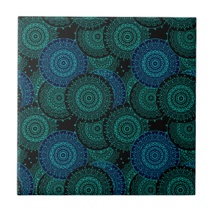 Carreau Mandala bleu turquoise ronde sur arrière - plan no