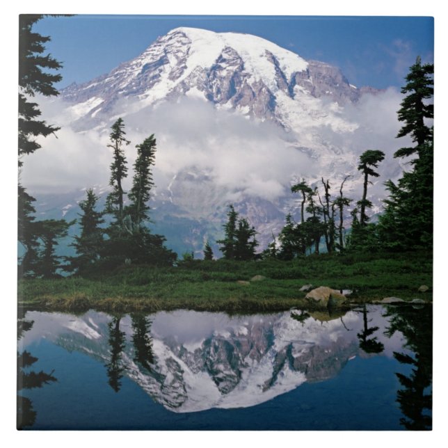Carreau Mont Rainier reflété dans un lac de montagne (Devant)
