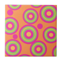 Motif géométrique de cercle rose orange hypnotique