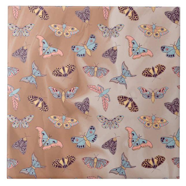 Carreau Motif papillon de la teigne (Devant)