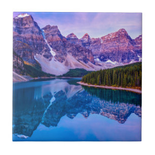 Carreau Nuages attrayants avant lever de soleil au lac