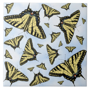Carreau Papillons Swallowtail Jaunes sur Ciel Bleu Personn