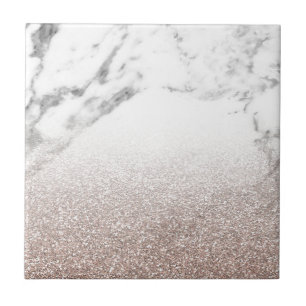 Carreau Parties scintillantes roses d'or sur le marbre