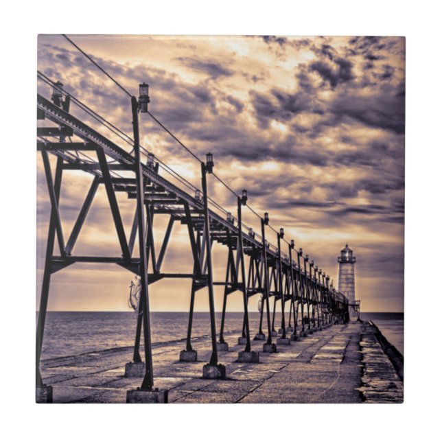 Carreau Phare et jetée de Grand Haven, Grand Haven (Devant)