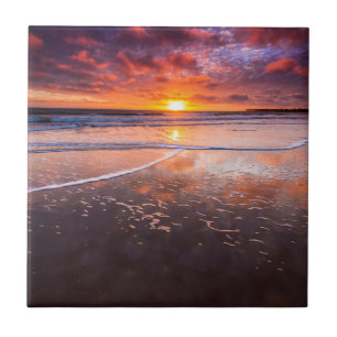 Carreau Plage de l'État de Ventura au coucher du soleil