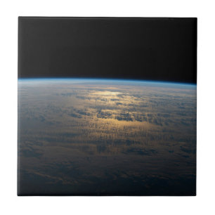 Carreau Poutres Sunglint Au Large D'Un Pacifique Sud En Pa