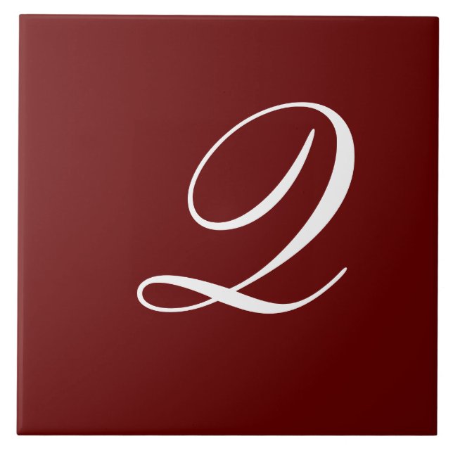 Carreau Q Monogramme Blanc initial sur Maroon (Devant)