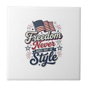 Carreau T-shirt patriotique Freedom Never Goes Out Of Styl