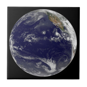 Carreau Terre Avec Trois Cyclones Tropicaux Dans Le Pacifi