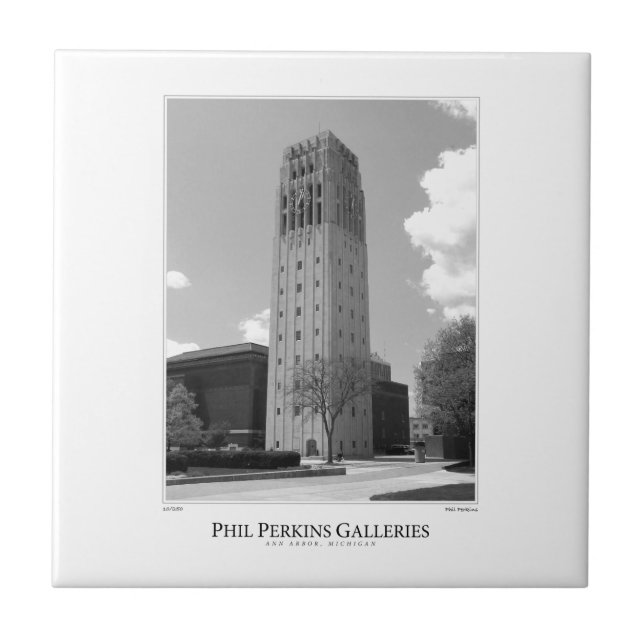 Carreau Tour de l'horloge de l'Université du Michigan (Devant)